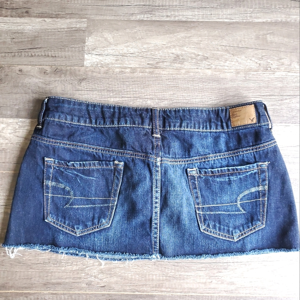 American Eagle Mini Denim Skirt - Picture 2 of 7